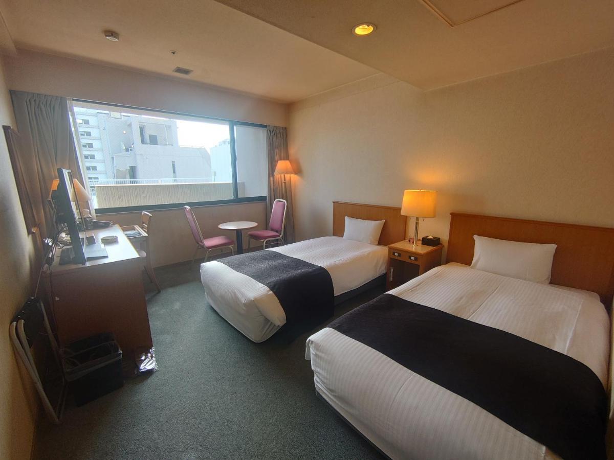 Apa Hotel Yokohama Tsurumi Esterno foto
